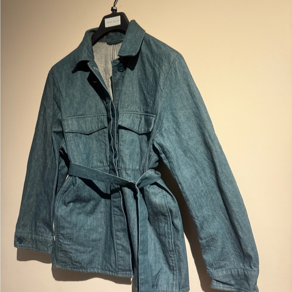 Women's Denim Jacket - Picture 4 of 8